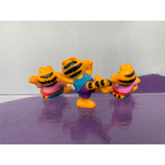 Garfield PVC 2 Inch Toys Collectables Figurines Cake Toppers 1981 Lot of 3 - Picture 3 of 11